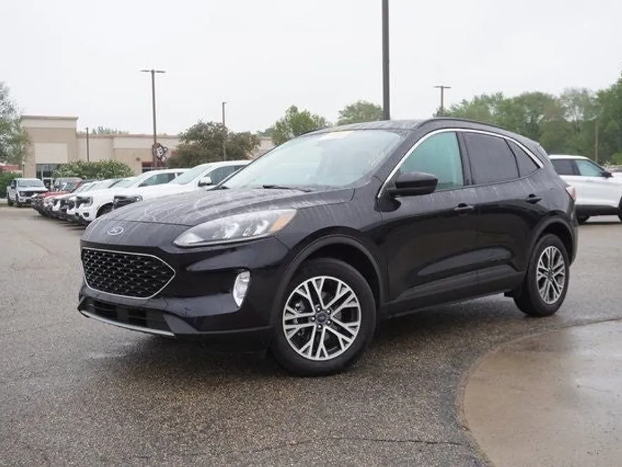 2020 Ford Escape SEL photo 1