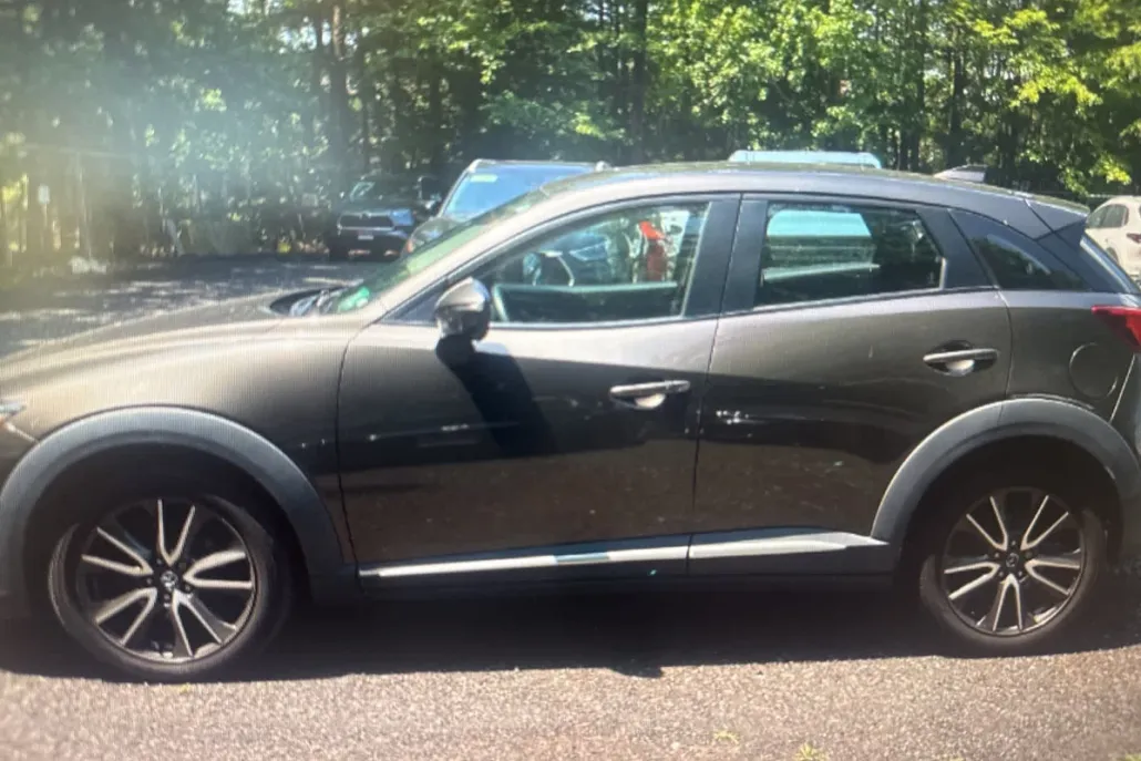 2016 Mazda CX-3 Grand Touring photo 1