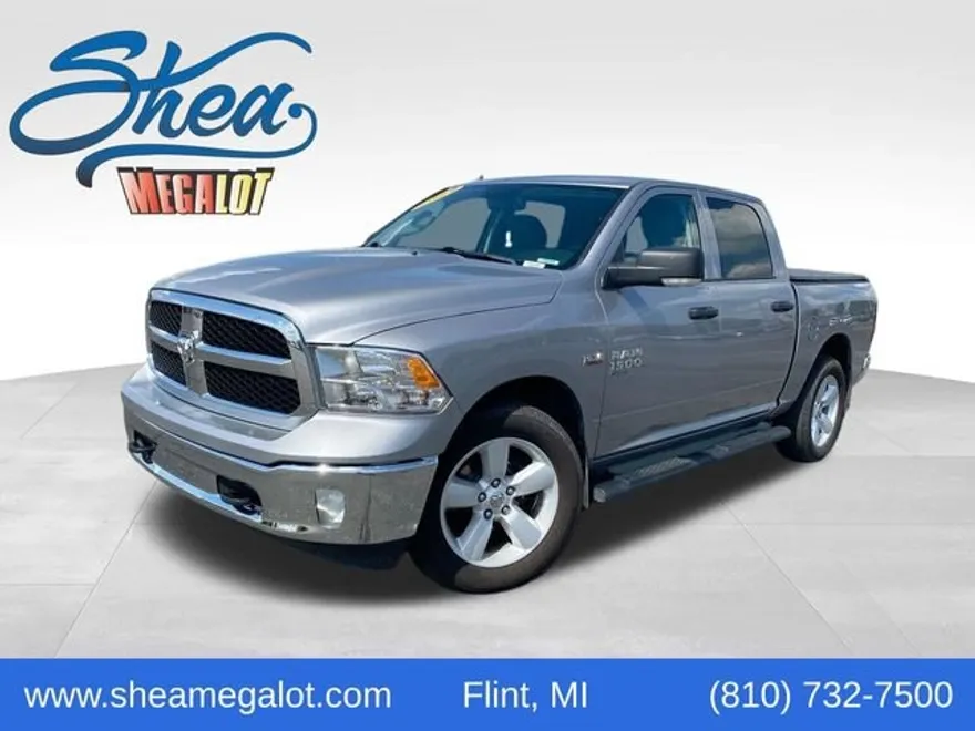 2022 Ram 1500 Classic SLT photo 1
