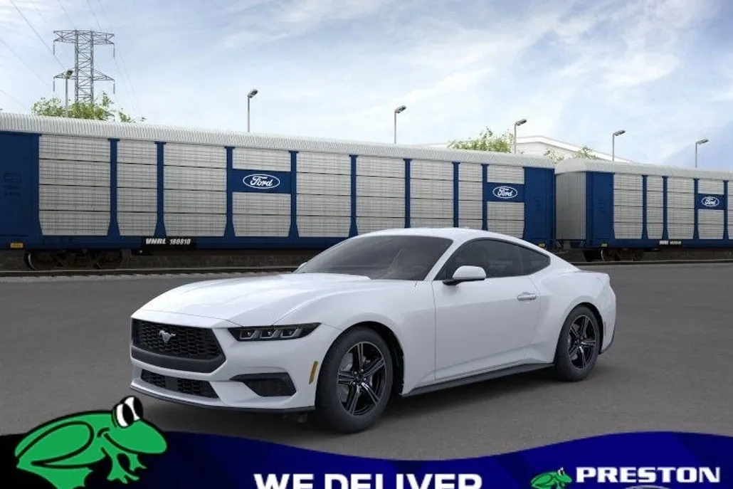 2025 Ford Mustang EcoBoost photo 1