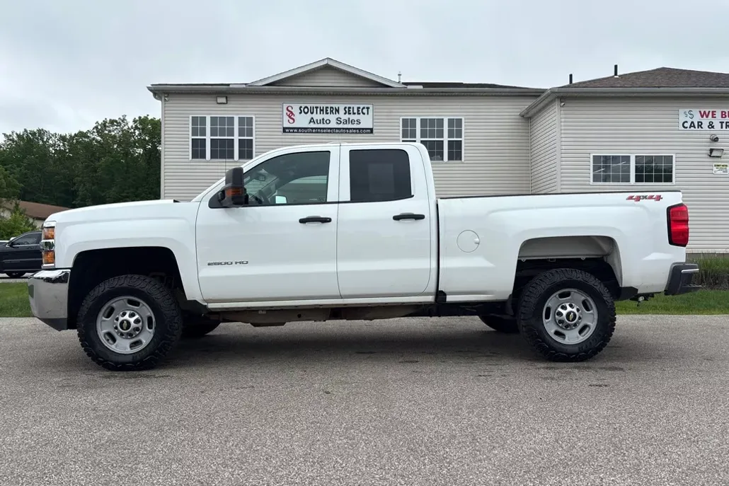 2019 Chevrolet Colorado Work Truck photo 1