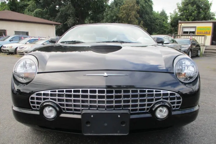 2003 Ford Thunderbird Premium photo 1