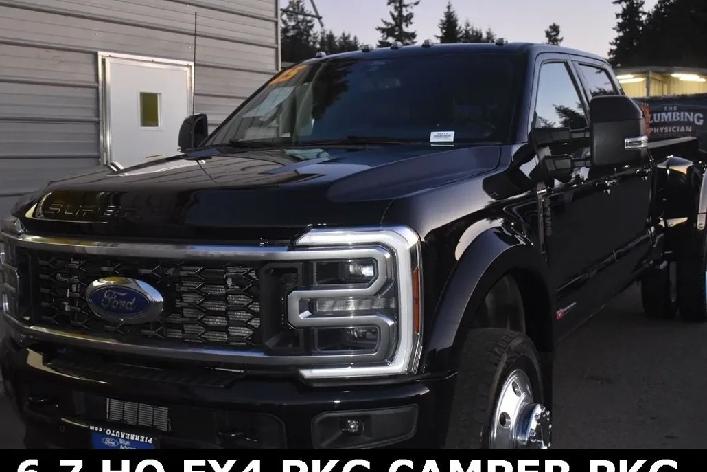 2025 Ford F-450 photo 1