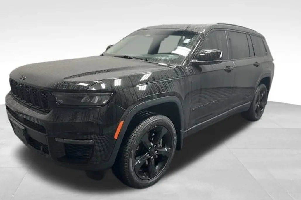 2024 Jeep Grand Cherokee Limited photo 1
