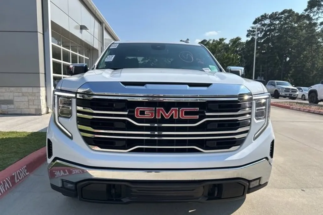 2024 Gmc Sierra 1500 SLT photo 1
