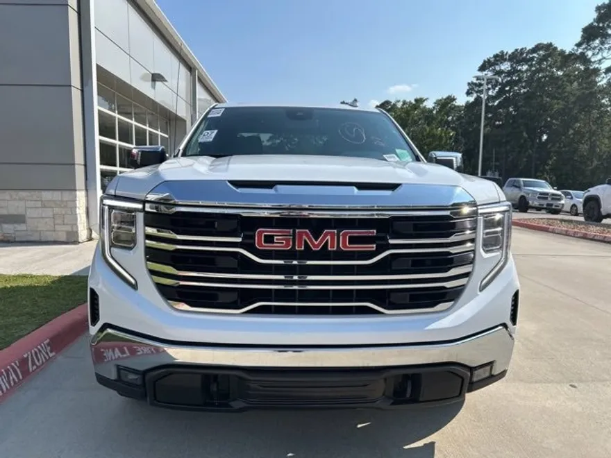 2024 Gmc Sierra 1500 SLT photo 1