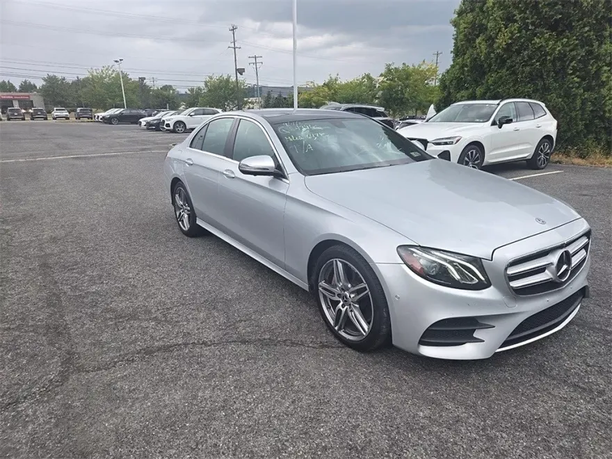 2019 Mercedes Benz E 450 Sedan photo 1