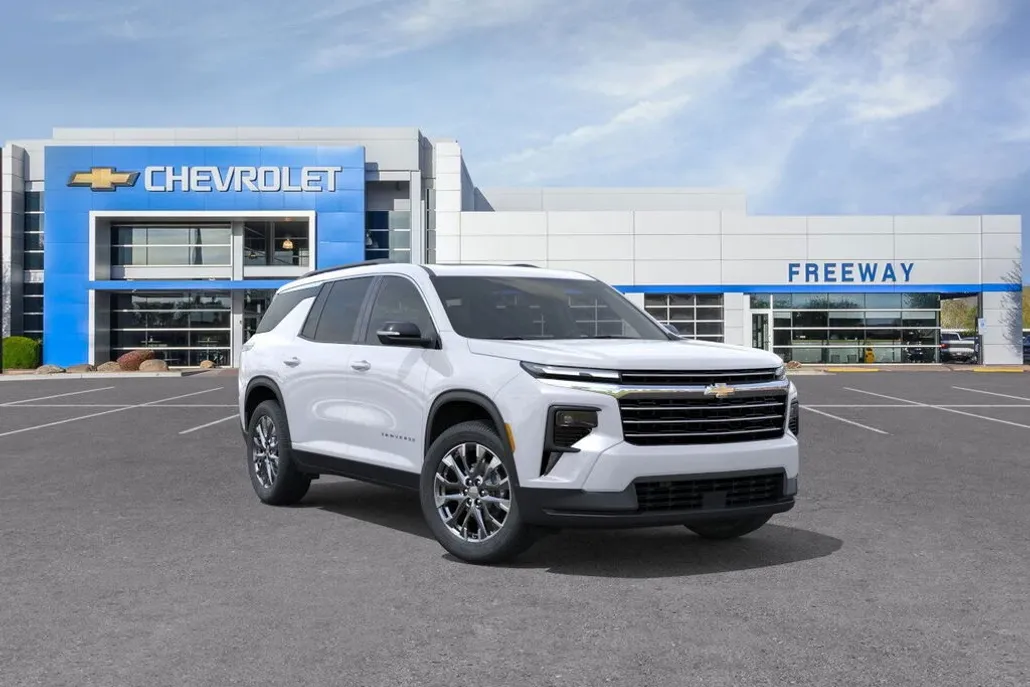 2026 Chevrolet Traverse 1LT photo 1