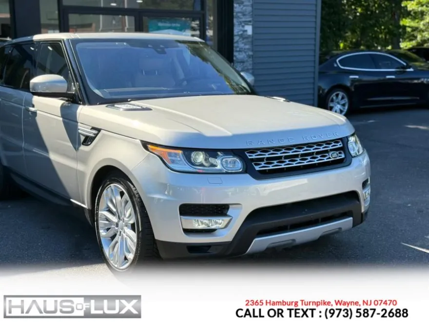 2017 Land Rover Range Rover Sport SuperCharged HSE photo 1