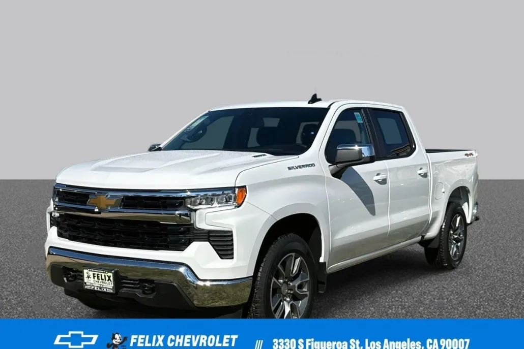 2025 Chevrolet Silverado 1500 LT photo 1
