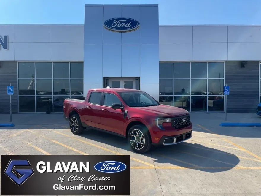 2025 Ford Maverick Lariat photo 1