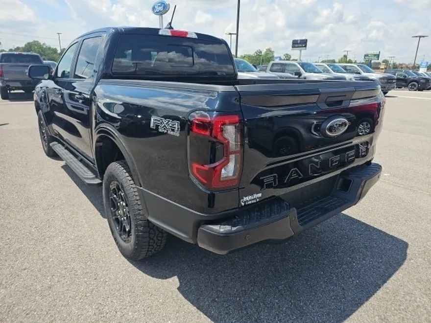 2025 Ford Ranger Lariat photo 1