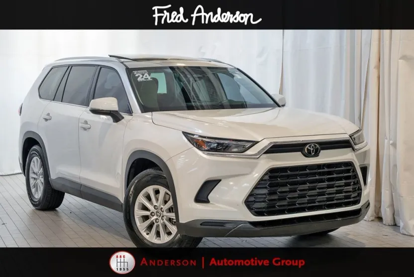 2024 Toyota Highlander Hybrid XLE photo 1