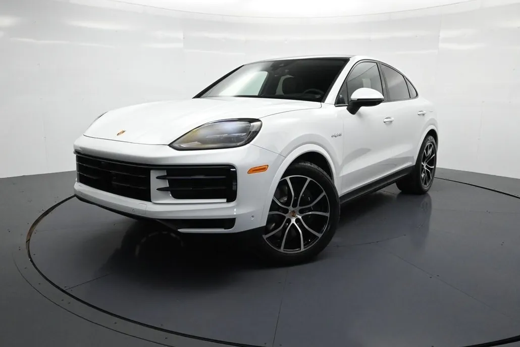 2025 Porsche Cayenne E-Hybrid Coupe photo 1