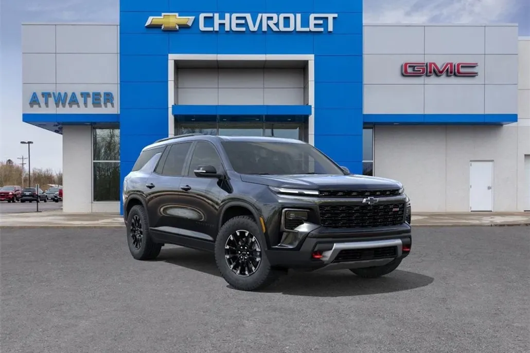 2026 Chevrolet Traverse Z71 photo 1