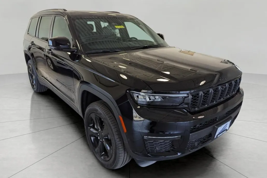 2025 Jeep Grand Cherokee Limited photo 1