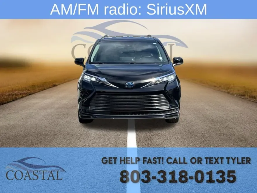 2021 Toyota Sienna LE photo 1