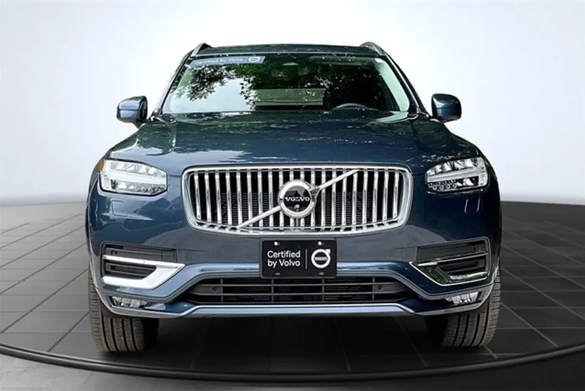 2024 Volvo XC90 Plus photo 1