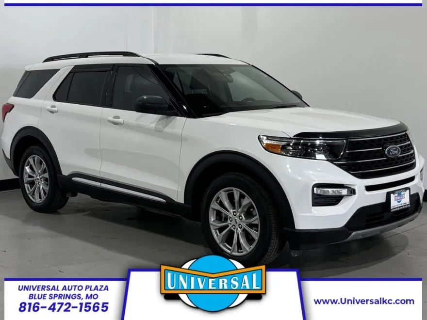2021 Ford Explorer XLT photo 1