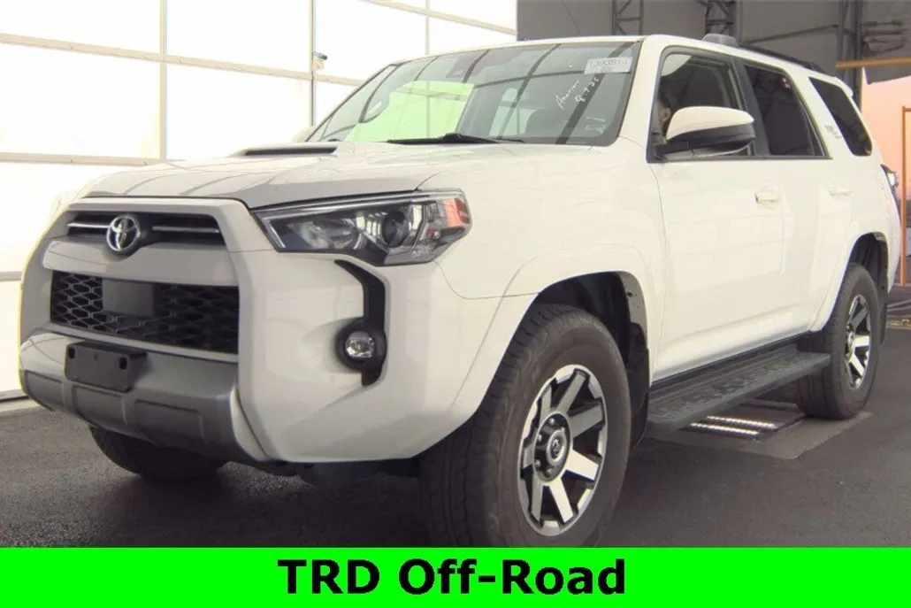 2024 Toyota 4Runner TRD Off-Road photo 1