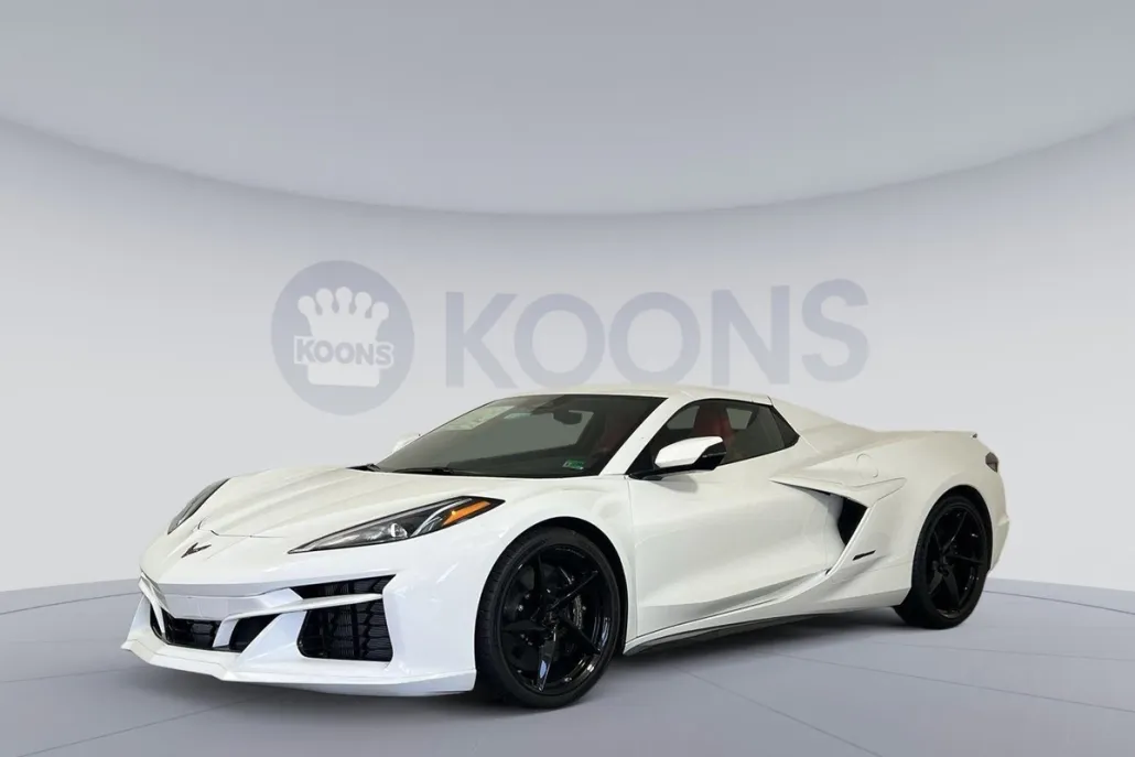 2025 Chevrolet Corvette E-Ray 1LZ photo 1