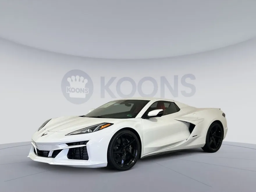 2025 Chevrolet Corvette E-Ray 1LZ photo 1