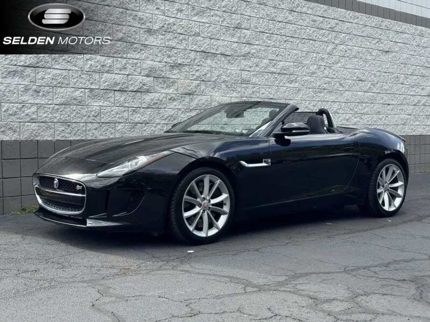 2016 Jaguar F-TYPE S photo 1