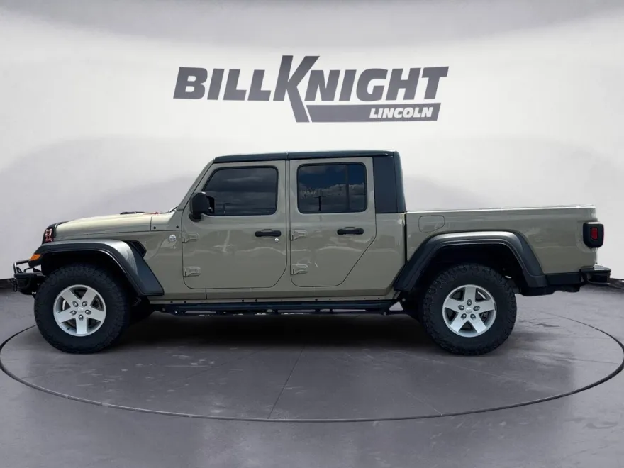 2020 Jeep Gladiator Sport photo 1