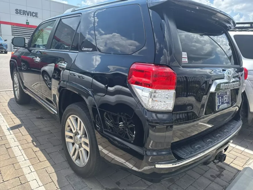 2010 Toyota 4Runner Limited photo 1