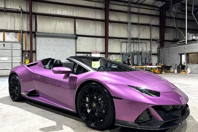 2022 Lamborghini Huracan Evo Spyder photo 1