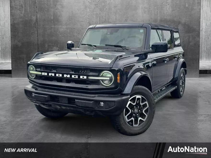 2021 Ford Bronco Outer Banks photo 1
