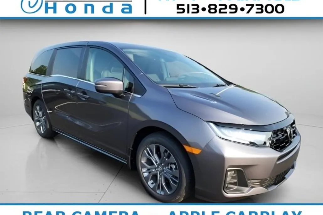2026 Honda Odyssey Touring photo 1