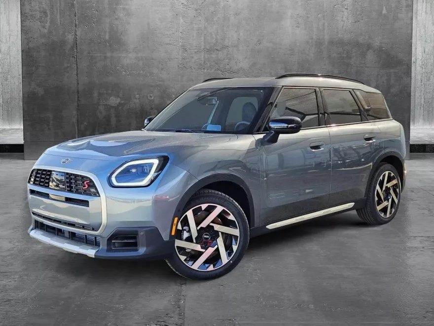 2025 Mini Countryman S photo 1