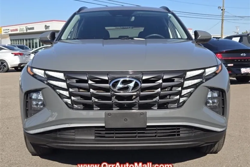 2024 Hyundai Tucson SEL photo 1