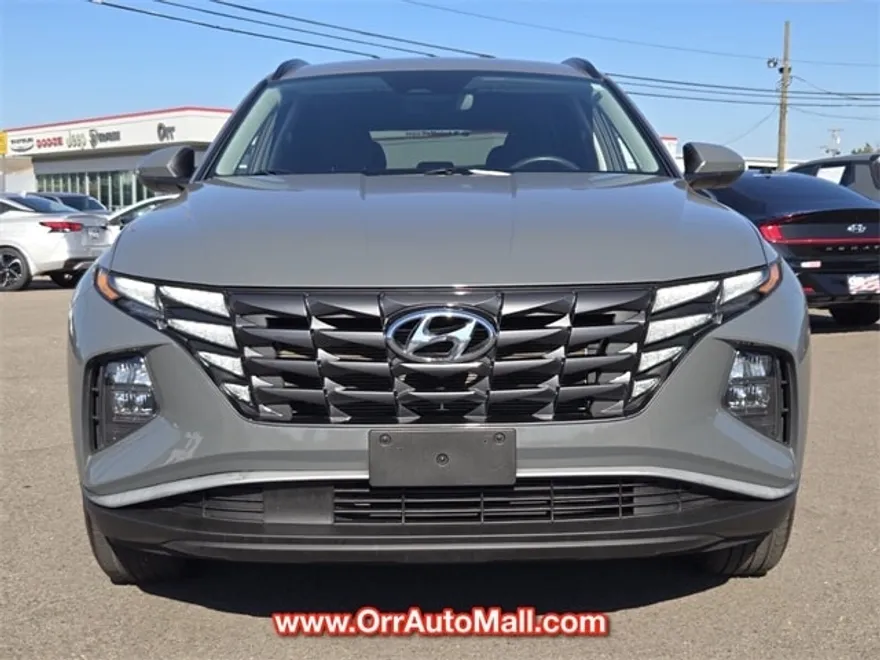 2024 Hyundai Tucson SEL photo 1