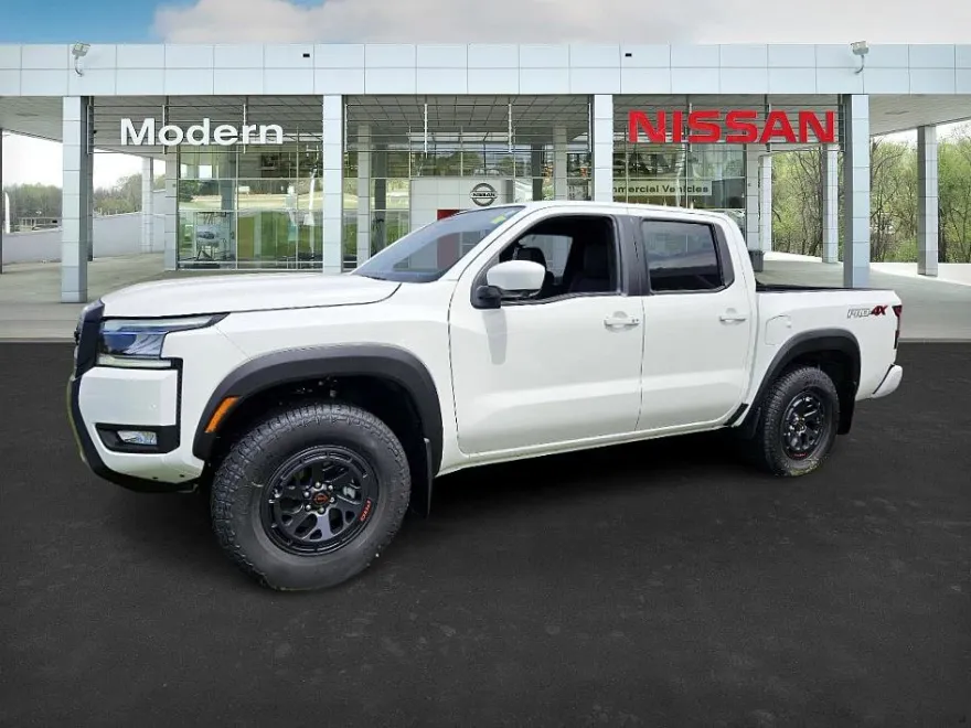 2025 Nissan Frontier Crew Cab PRO-4X photo 1