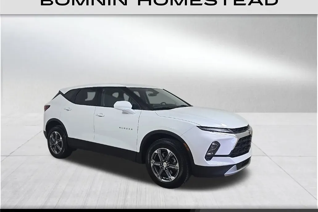 2023 Chevrolet Blazer 2LT photo 1