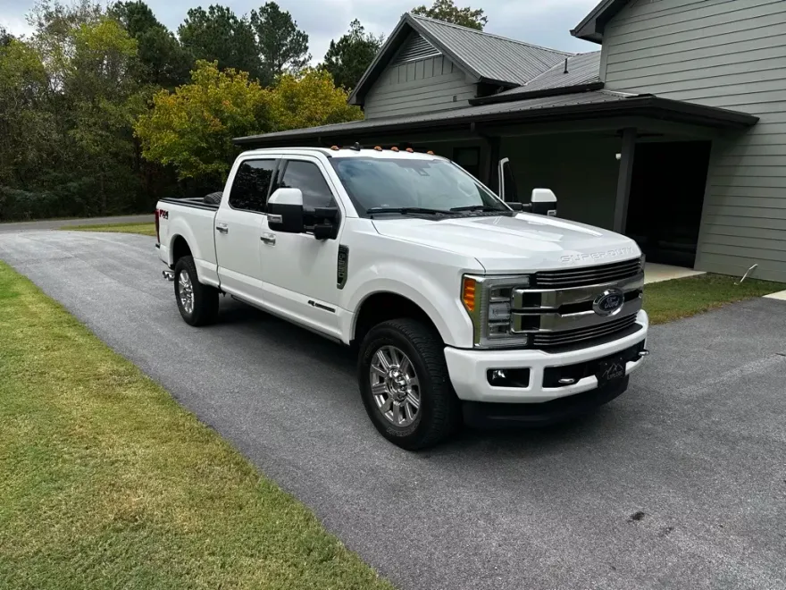 2019 Ford F-250 Limited photo 1