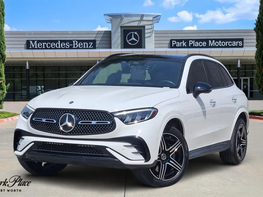 2025 Mercedes Benz GLC 350e photo 1