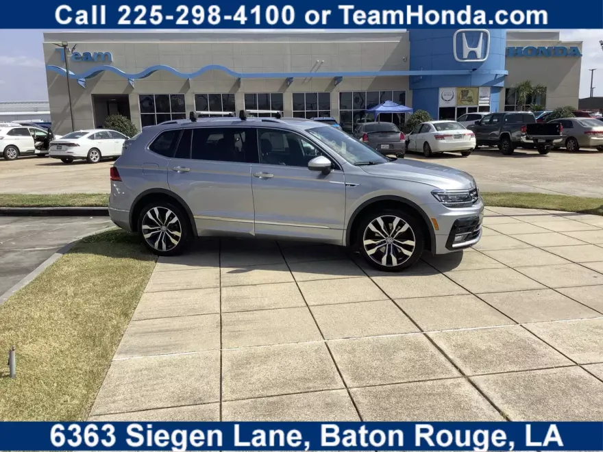 2020 Volkswagen Tiguan SEL Premium R-Line photo 1