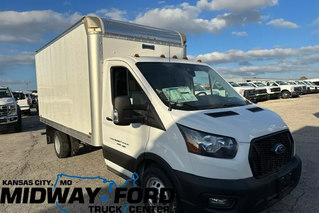 2023 Ford Transit photo 1