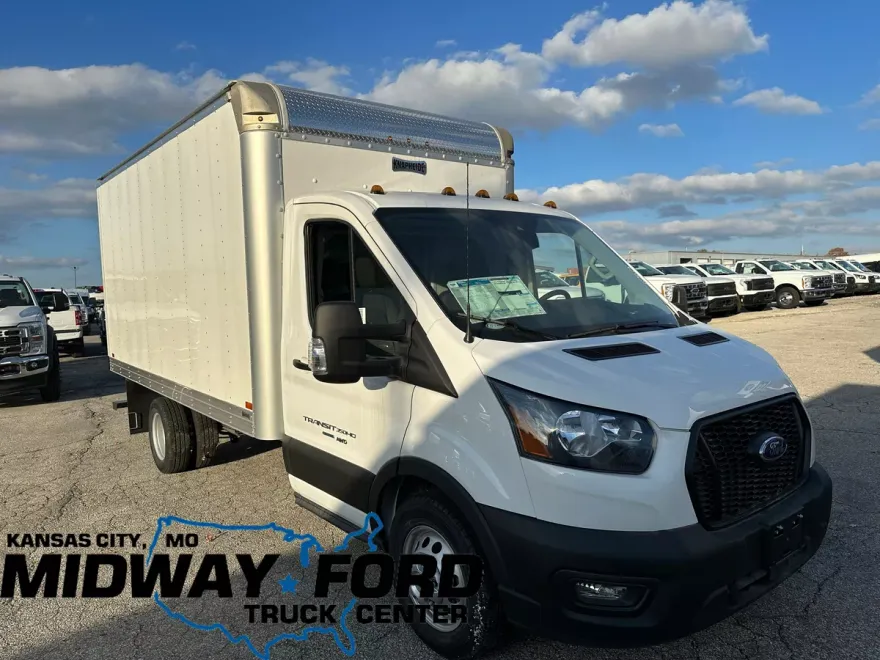 2023 Ford Transit photo 1