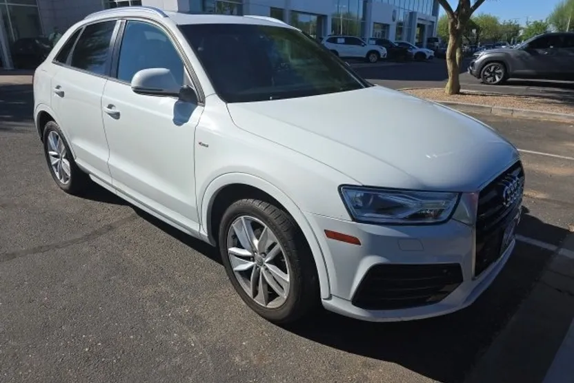 2018 Audi Q3 Premium photo 1