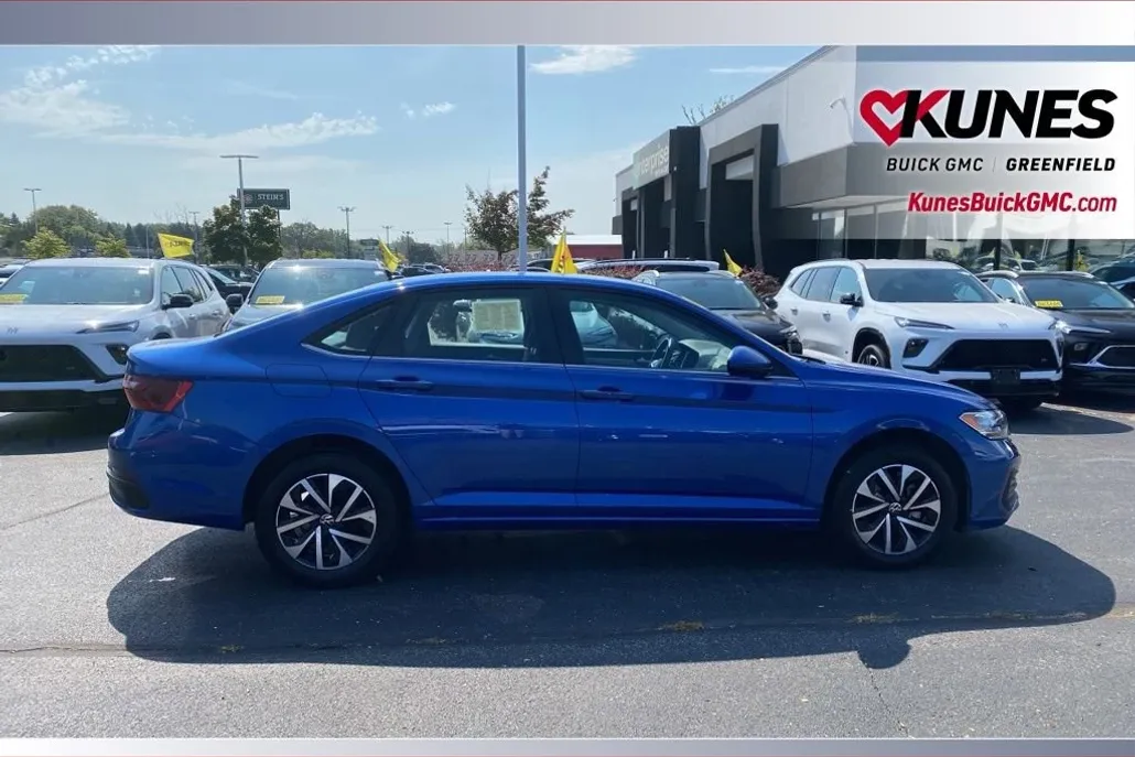 2024 Volkswagen Jetta 1.5T S photo 1