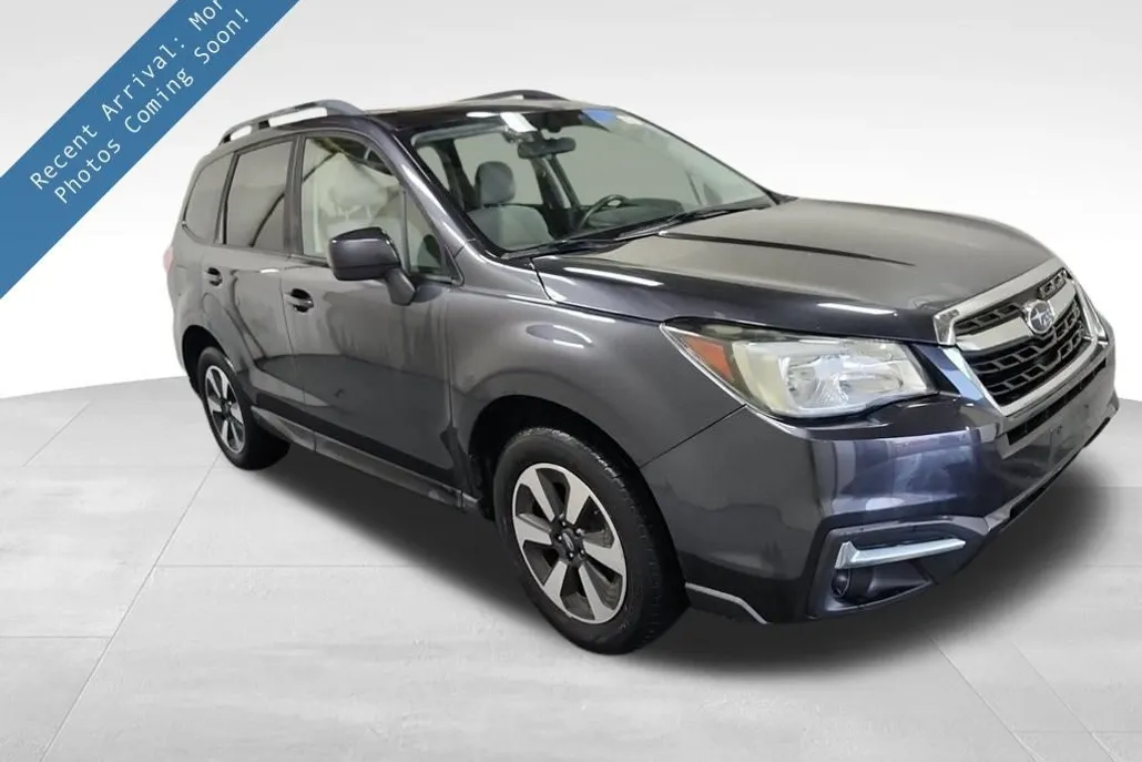 2017 Subaru Forester 2.5i Premium photo 1