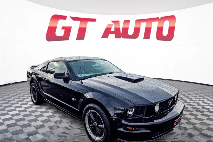 2008 Ford Mustang GT Premium photo 1