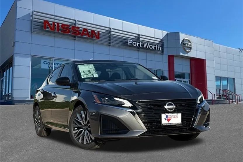 2025 Nissan Altima 2.5 SV photo 1