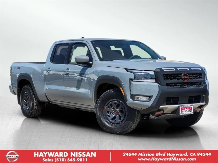 2025 Nissan Frontier PRO-4X photo 1