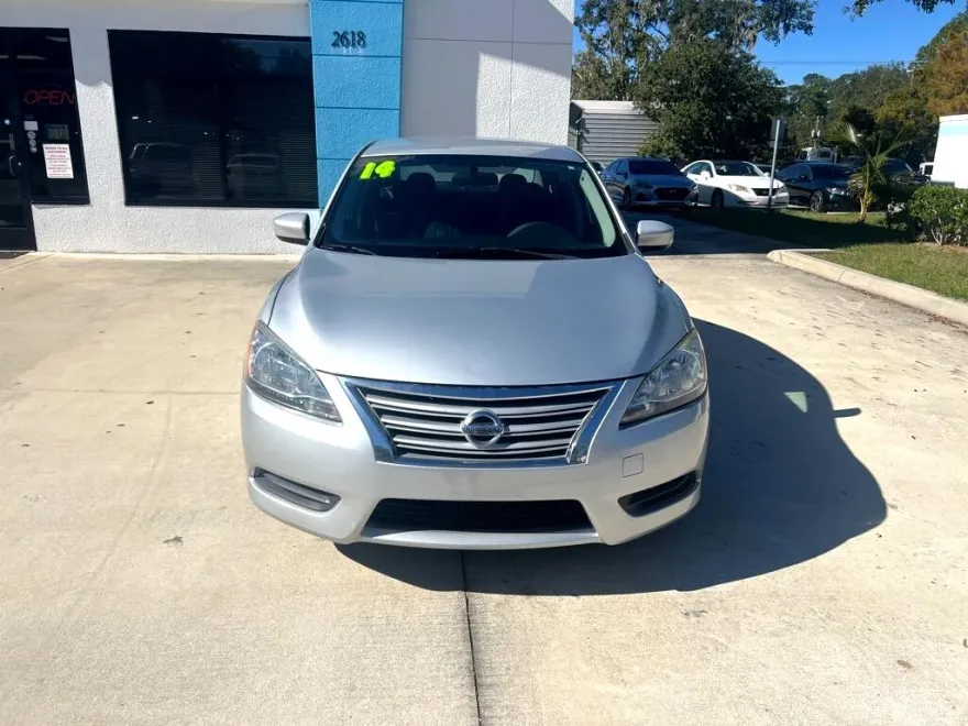 2014 Nissan Sentra SV photo 1