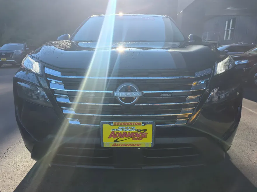 2026 Nissan Rogue SV photo 1